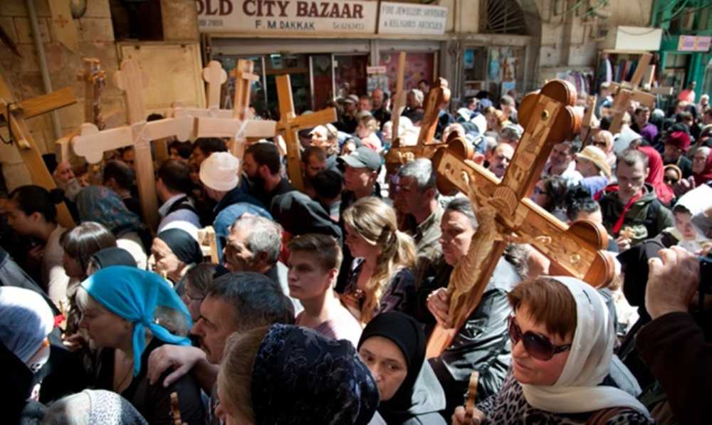 Pilgrims flock to Jerusalem to celebrate Easter Christians United for