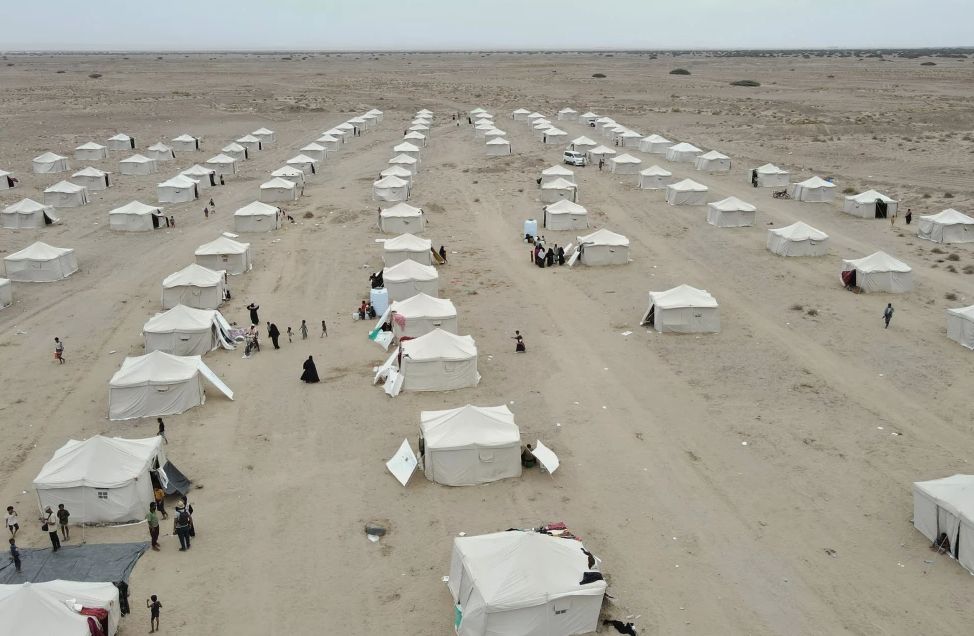 Tents are lined up in the Al-Firdaws camp for displaced Yemenis in Ras Imran, on the western outskirts of Aden, Yemen, Thursday, Sept. 17, 2026. (AP Photo/Abdulnasser Alseddik) License this photo